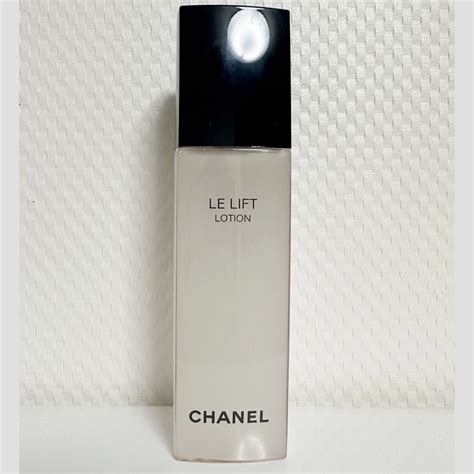 chanel ルリフト 化粧 水